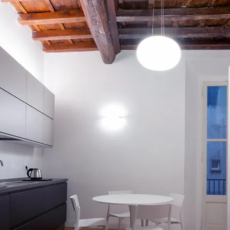 בית הארחה Agh - Capranica 4*