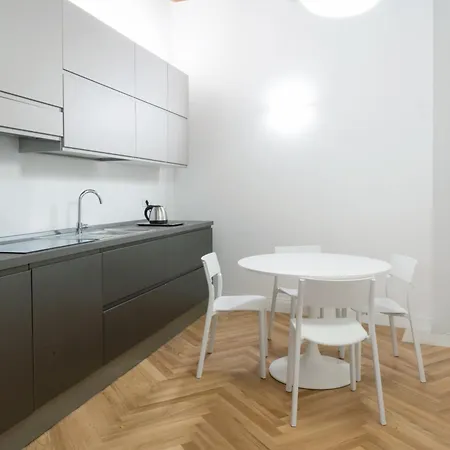 Agh - Capranica Πανσιόν 4*