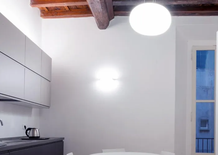 Guest house Agh - Capranica 4*